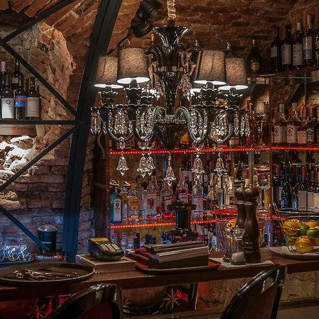 Casa Albert Boutique & Restaurant 브라쇼브 외부 사진