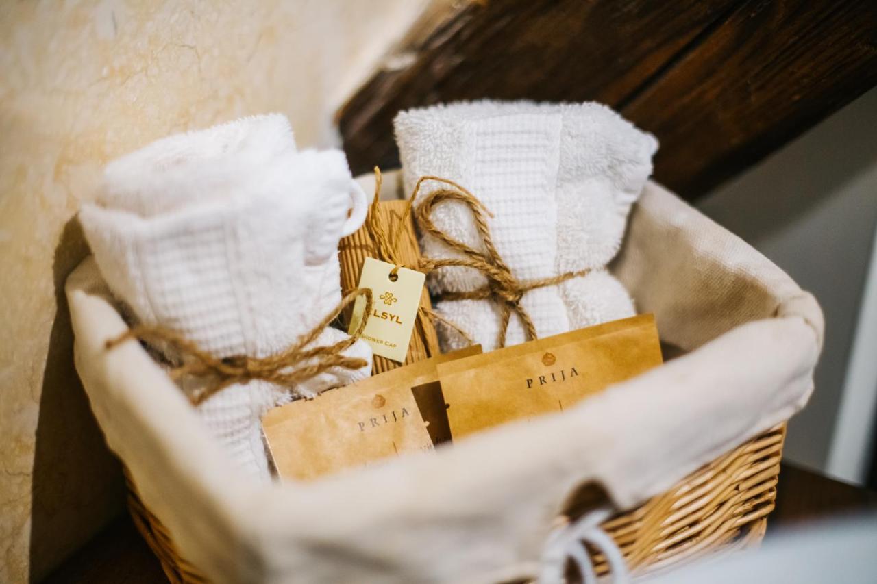 Casa Albert Boutique & Restaurant 브라쇼브 외부 사진