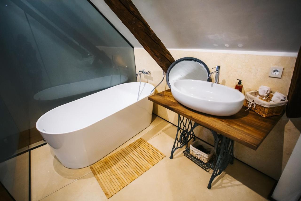 Casa Albert Boutique & Restaurant 브라쇼브 외부 사진