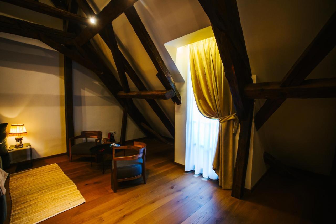Casa Albert Boutique & Restaurant 브라쇼브 외부 사진