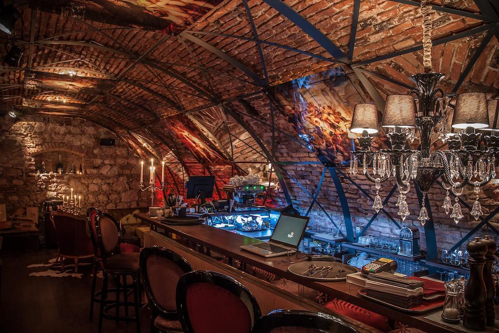 Casa Albert Boutique & Restaurant 브라쇼브 외부 사진