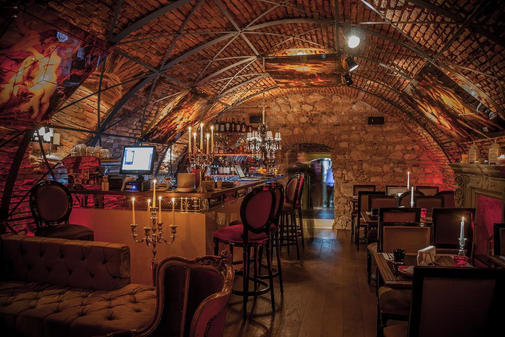 Casa Albert Boutique & Restaurant 브라쇼브 외부 사진